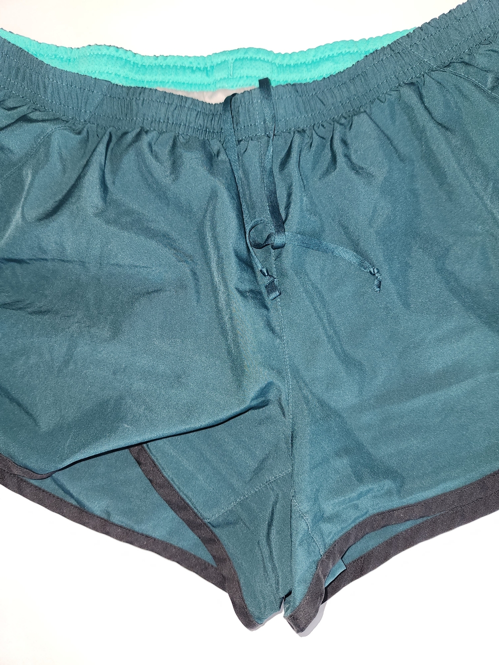 Nike Dri-FIT Tempo running shorts for women. - Picture 5 of 8